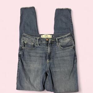 Hollister curvy high-rise super skinny jeans Size 5R- w27